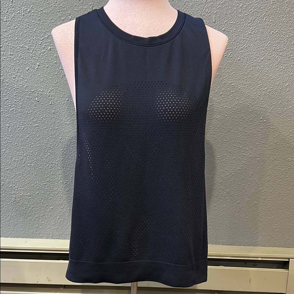 Lululemon Athletica Breeze By Muscle Tee